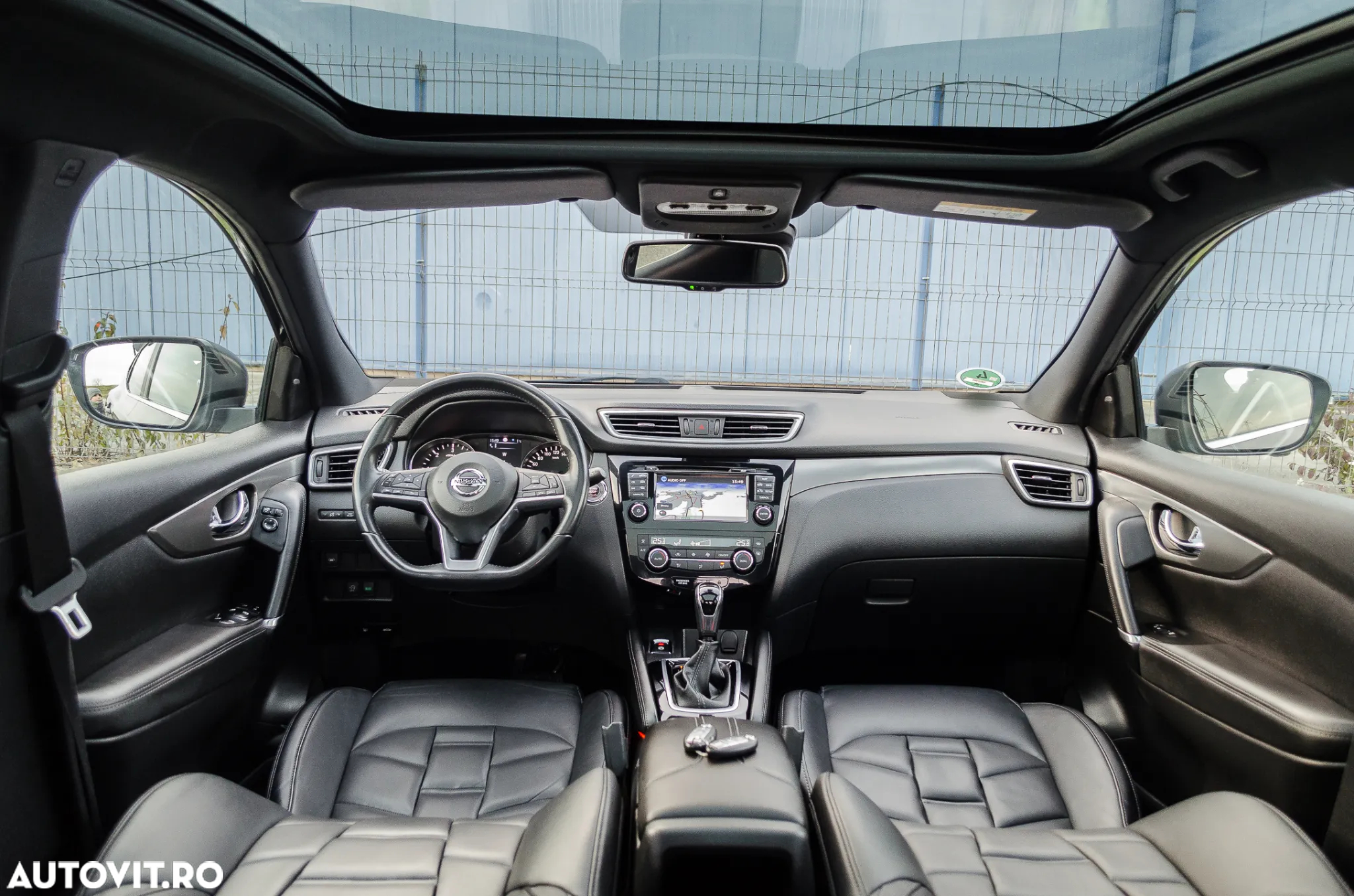 Nissan Qashqai 1.6 DCI Xtronic TEKNA+ - 10