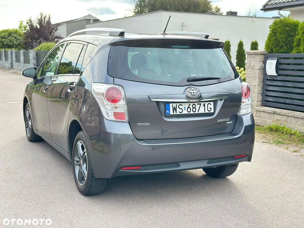 Toyota Verso 1.8 Premium 7os MS - 10