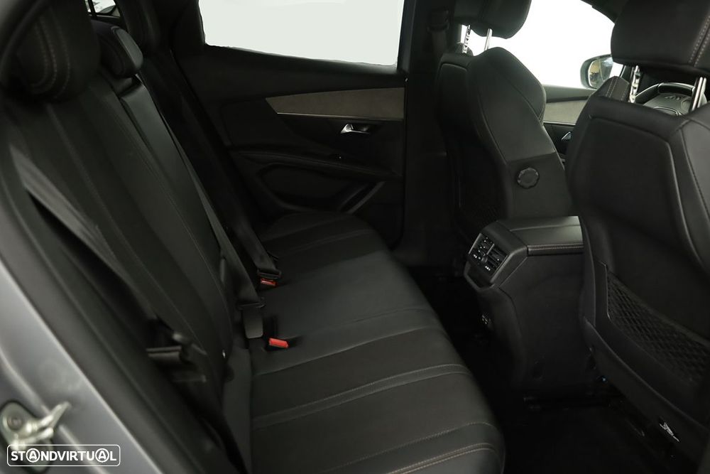 Peugeot 3008 1.2 Hybrid GT e-DCS6 - 23