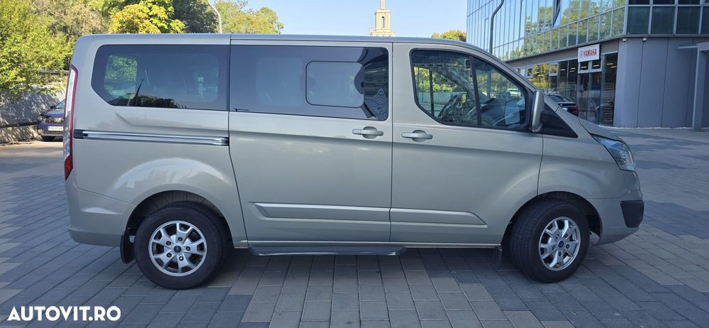 Ford Tourneo Custom - 3