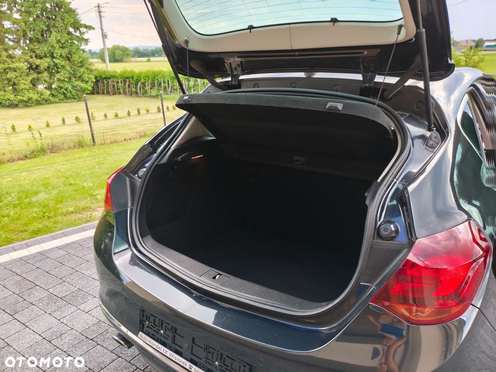 Opel Astra 1.4 Turbo Exklusiv - 26