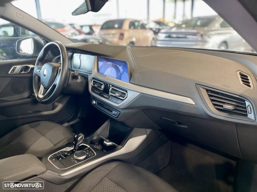 BMW 216 Gran Coupé - 30