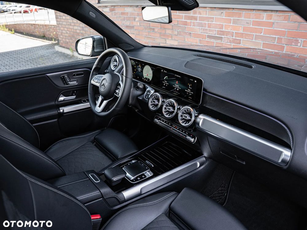 Mercedes-Benz GLB 220 d Progressive 8G-DCT - 24