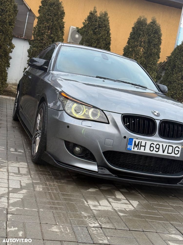 BMW Seria 5 520d - 23