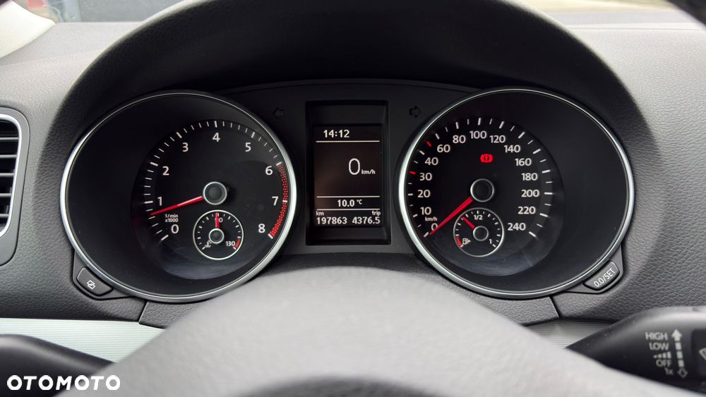 Volkswagen Golf 1.2 TSI BMT Comfortline - 10