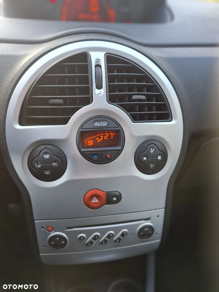 Renault Modus 1.6 16V ESP Dynamique - 22