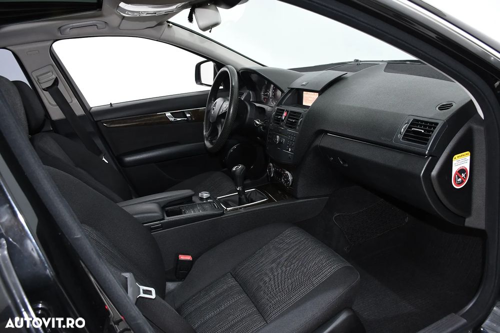 Mercedes-Benz C 200 CDI DPF BlueEFFICIENCY Elegance - 15