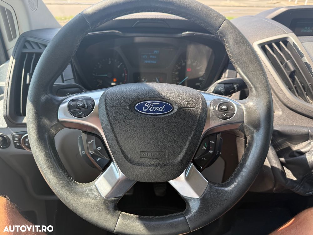 Ford Transit - 29