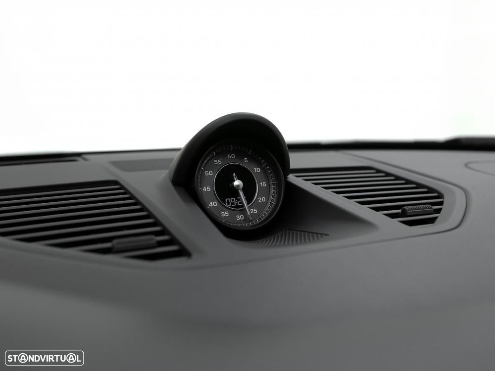 Porsche 911 (992) Turbo S PDK - 25