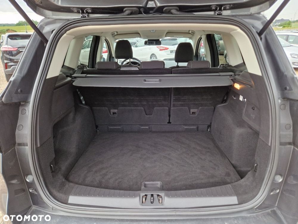Ford Kuga - 18