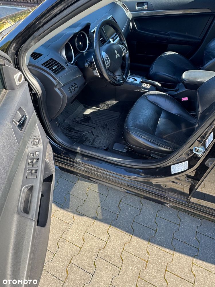 Mitsubishi Lancer 1.8 Instyle NAVI CVT - 11