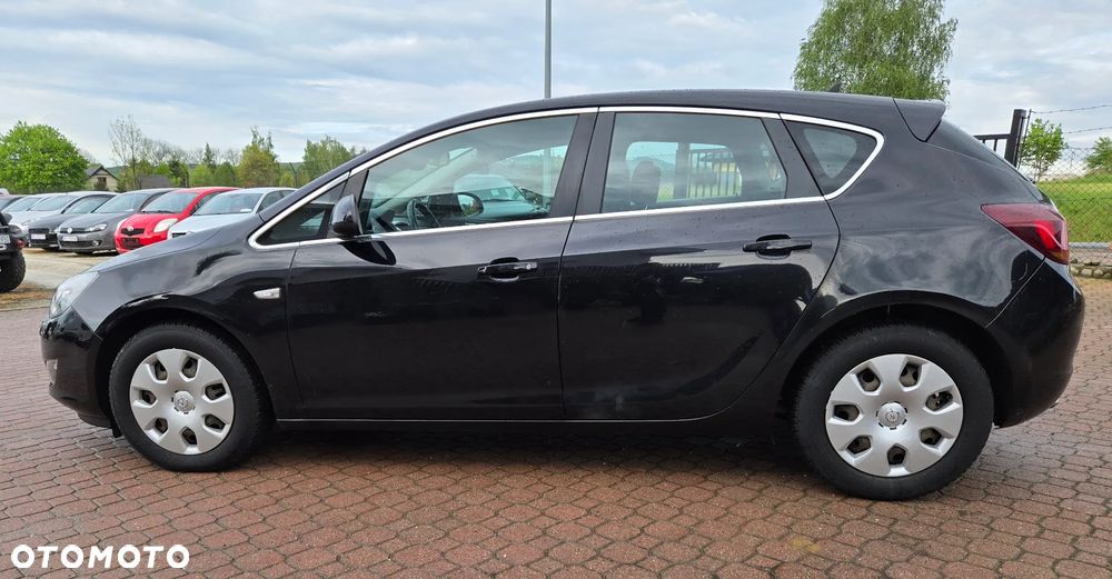 Opel Astra 2.0 CDTI DPF Design Edition - 8