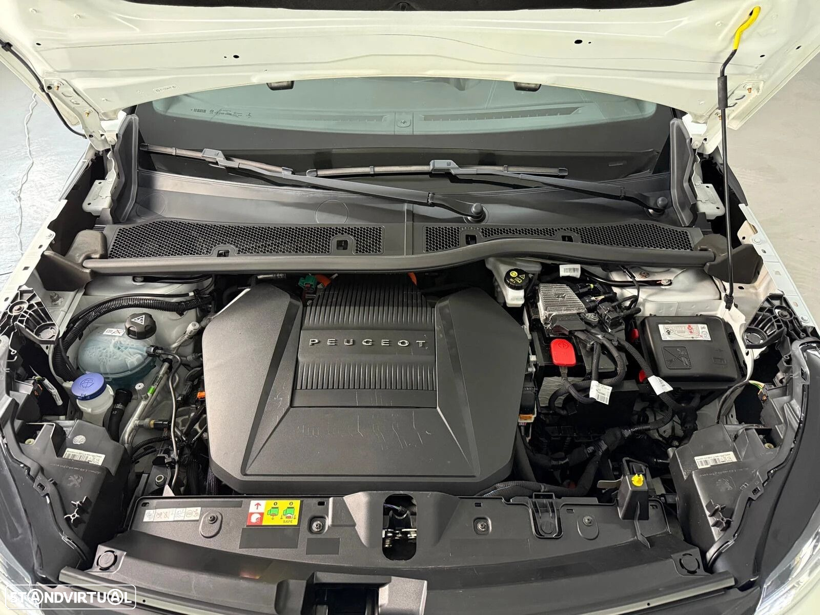 Peugeot e-2008 50 kWh GT Line - 21