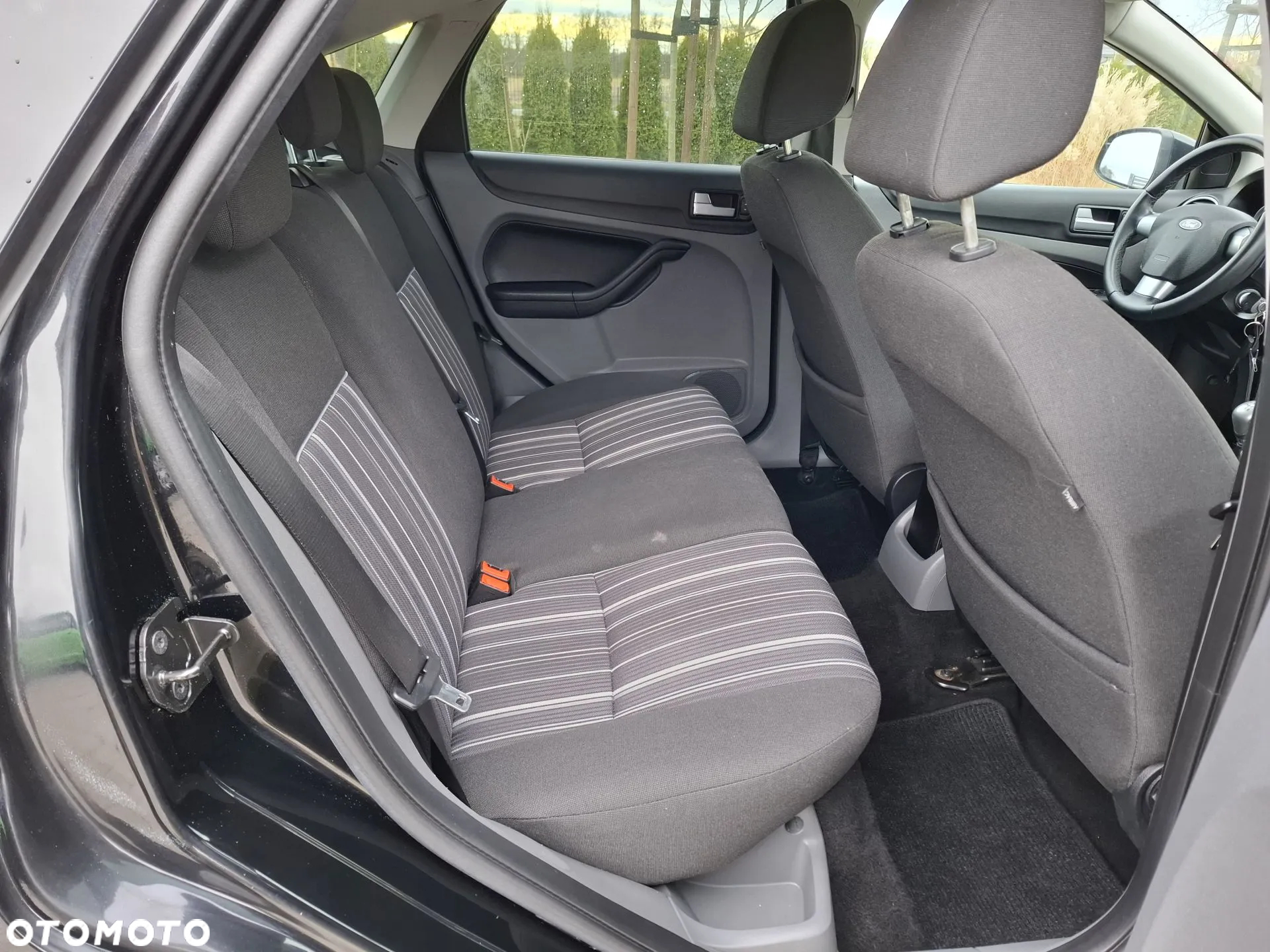 Ford Focus 1.6 16V Sport - 37