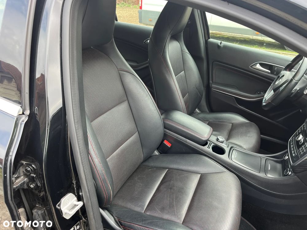 Mercedes-Benz Klasa A 250 (BlueEFFICIENCY) 7G-DCT AMG Sport - 26