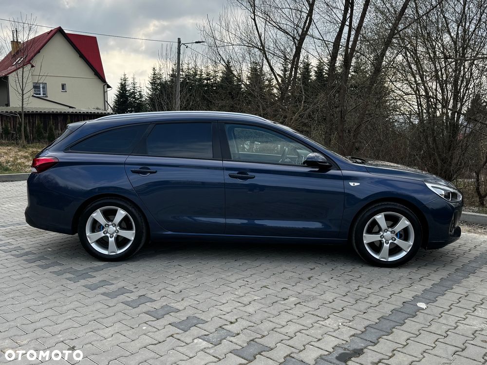 Hyundai i30 1.4 Base - 10