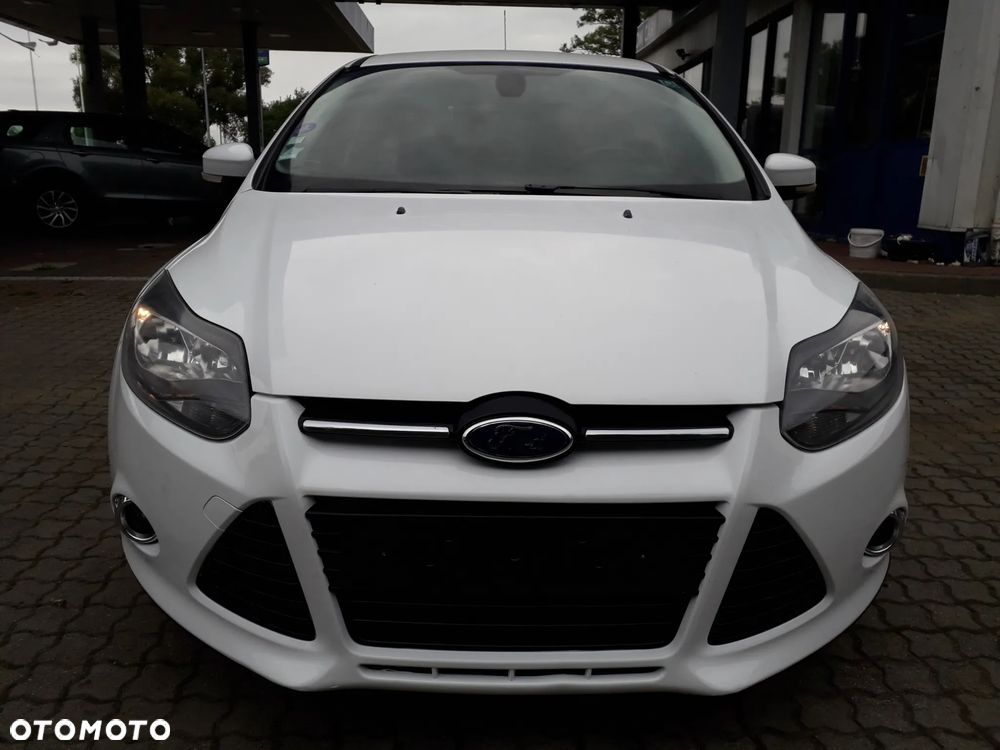 Ford Focus 1.0 EcoBoost Titanium - 25