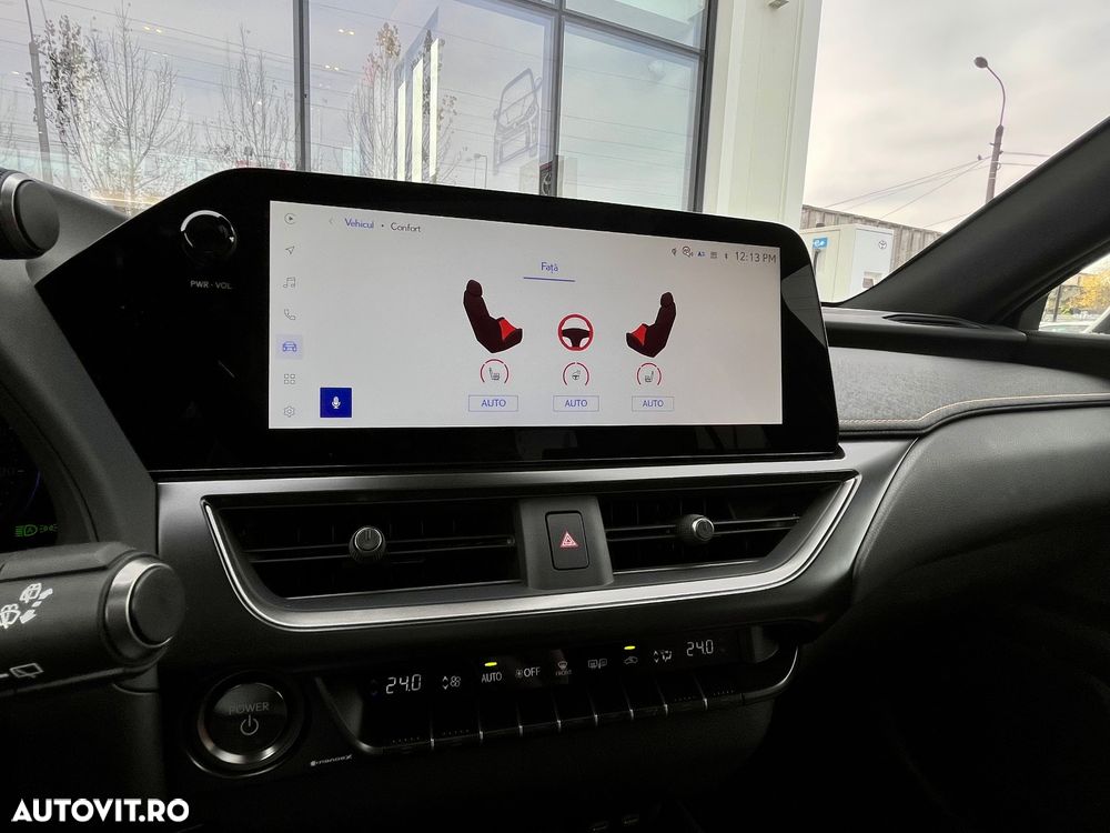 Lexus UX 300h F SPORT Design - 19