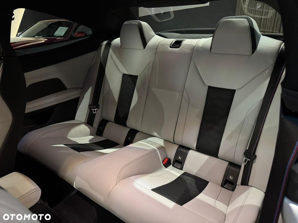 BMW M4 Competition M xDrive - 15