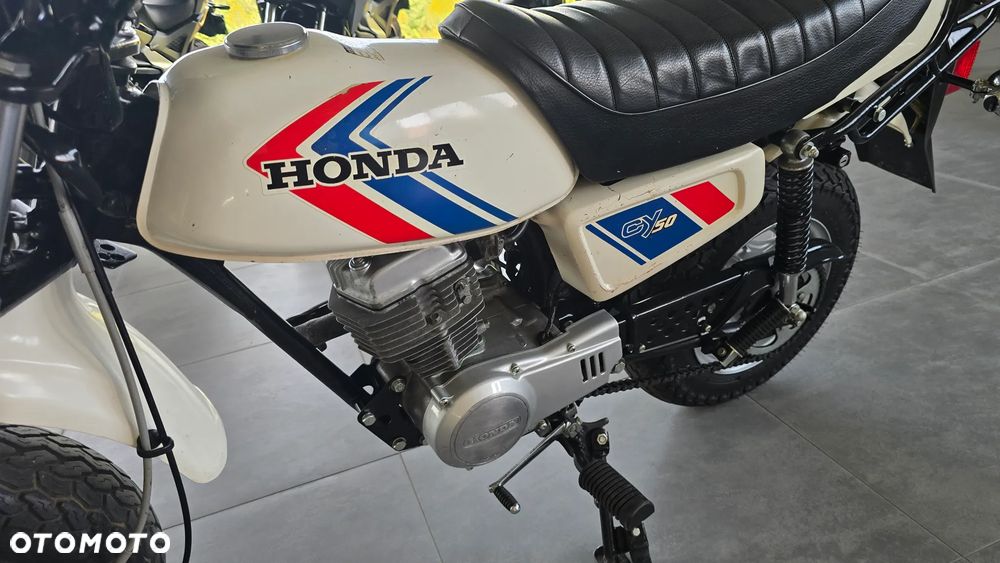 Honda C - 7