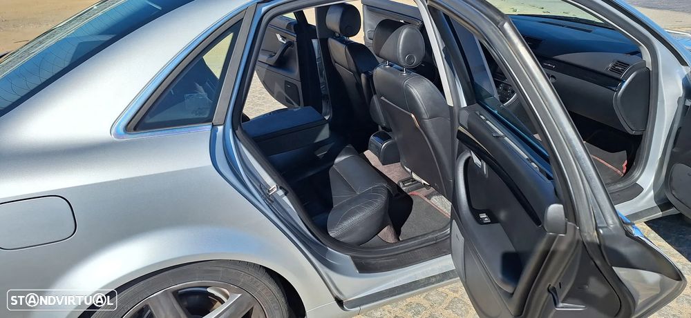 Audi A4 2.5 TDI quattro - 5