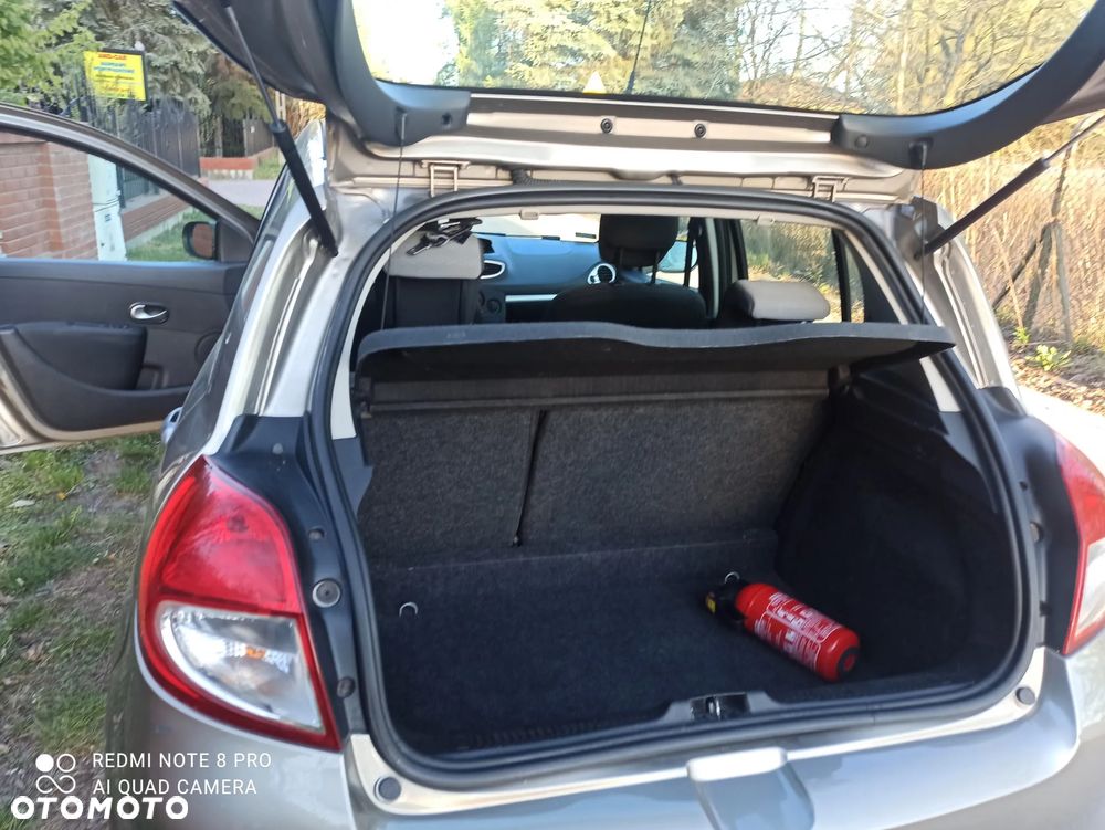 Renault Clio - 11