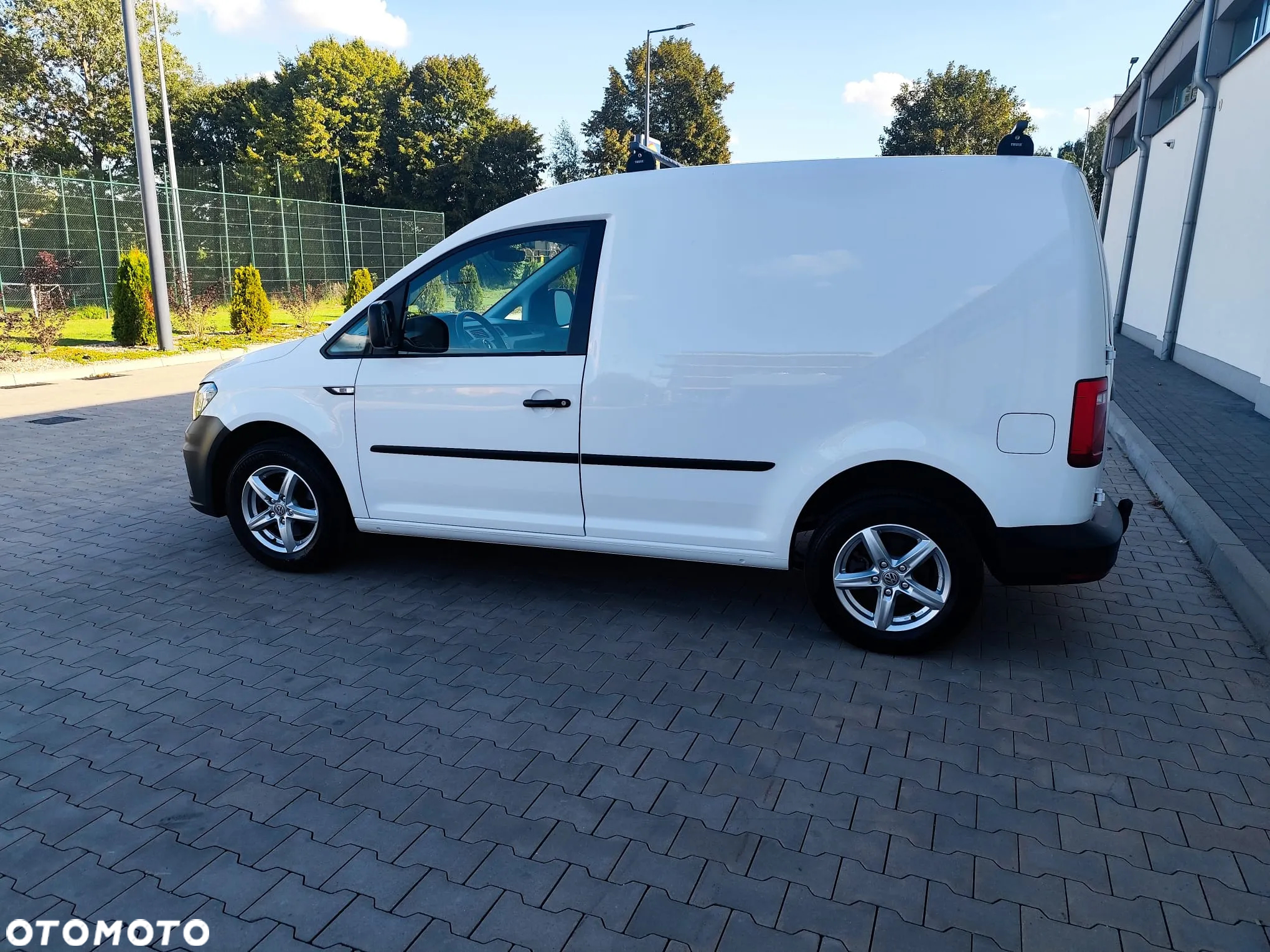 Volkswagen Caddy - 5
