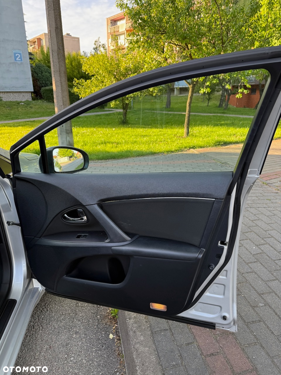 Toyota Avensis 1.8 Luna - 7
