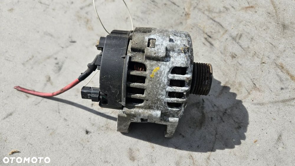 Alternator Renault Laguna II 1,8 16V 100A 8200153710 - 1