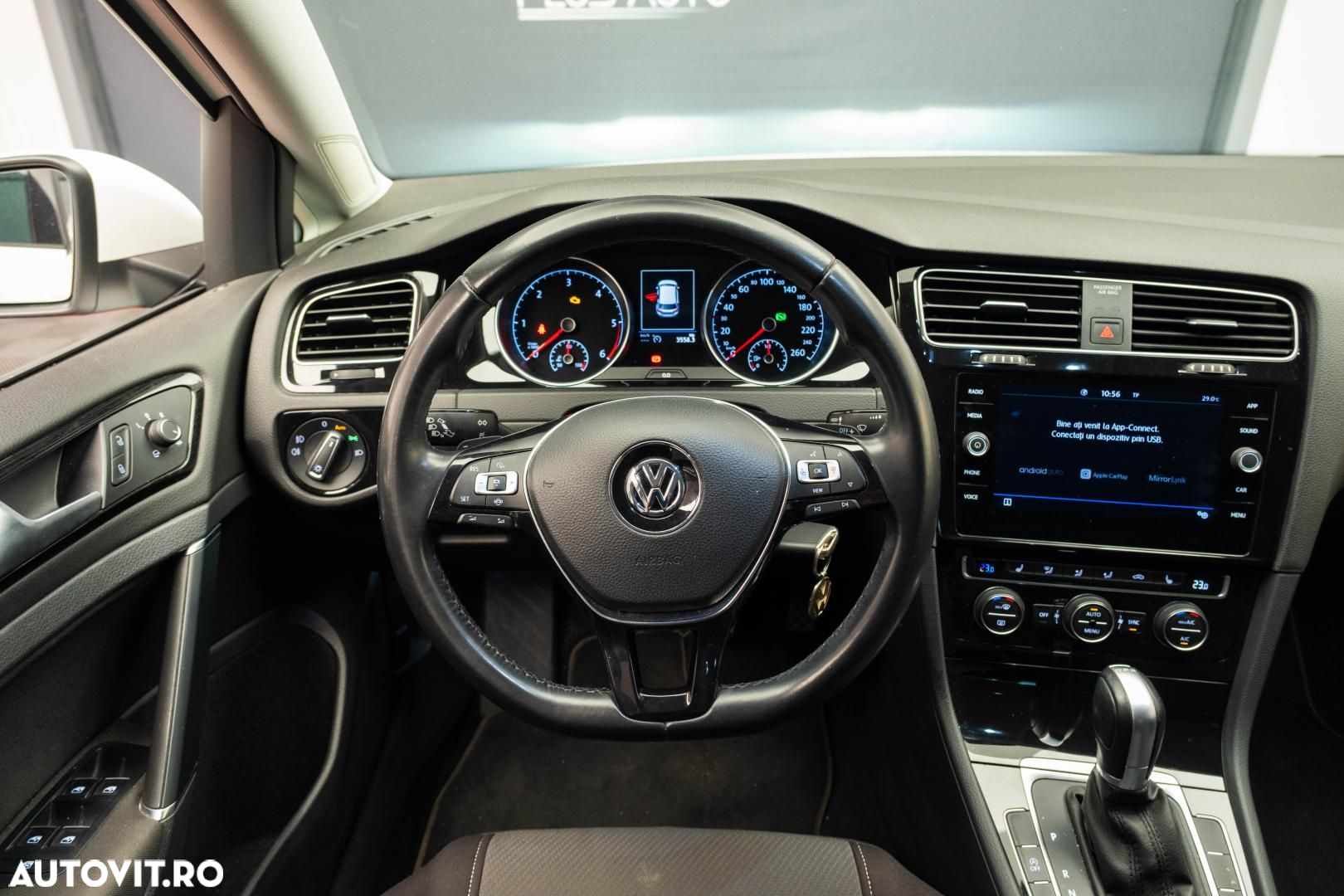 Volkswagen Golf - 19