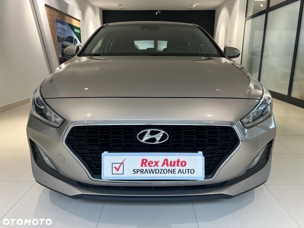Hyundai i30 1.4 Classic + - 5