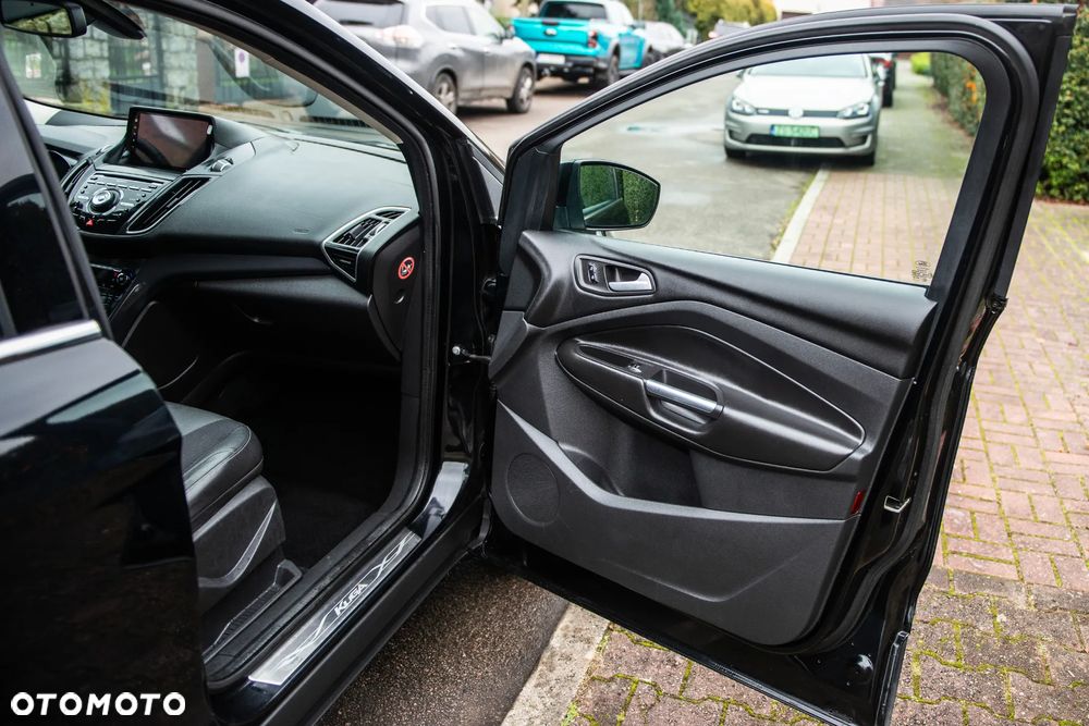 Ford Kuga 2.0 TDCi 4x4 Titanium - 26