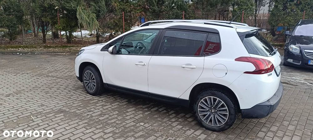 Peugeot 2008 1.2 Pure Tech Active - 1