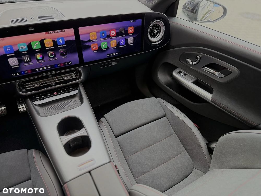 Mercedes-Benz CLA - 11