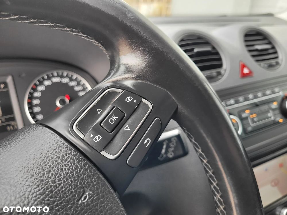 Volkswagen Caddy Highline DSG - 30