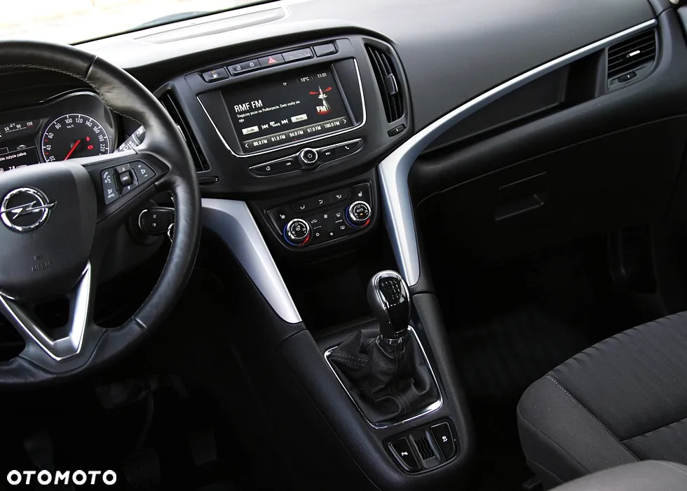 Opel Zafira 1.6 T Elite - 25
