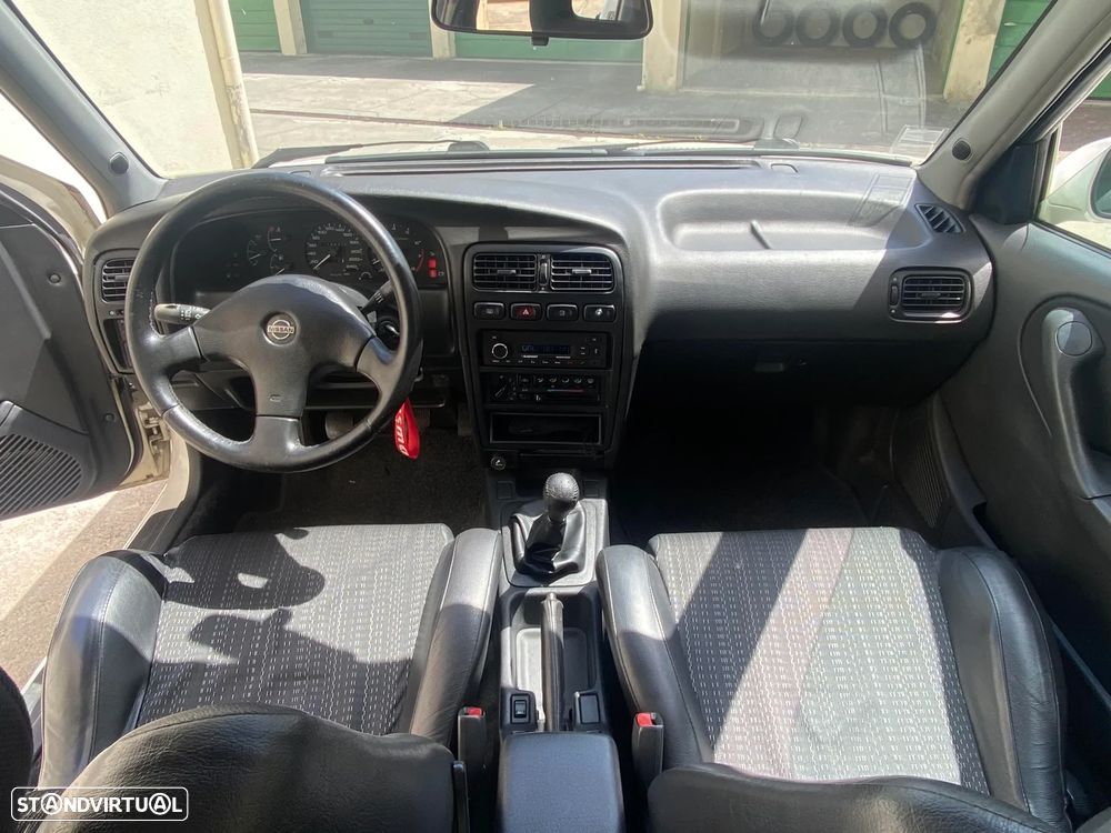 Nissan Primera Sedan 2.0-16 GT - 18