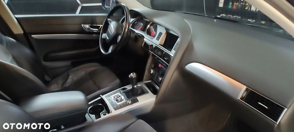 Audi A6 Avant - 22