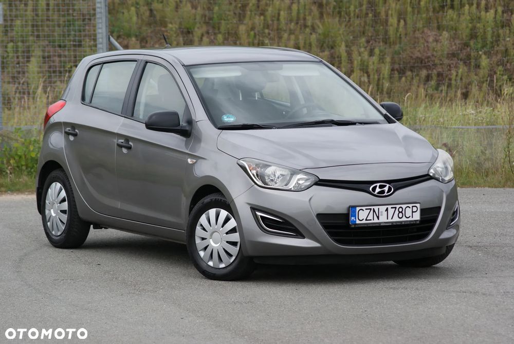 Hyundai i20 - 12