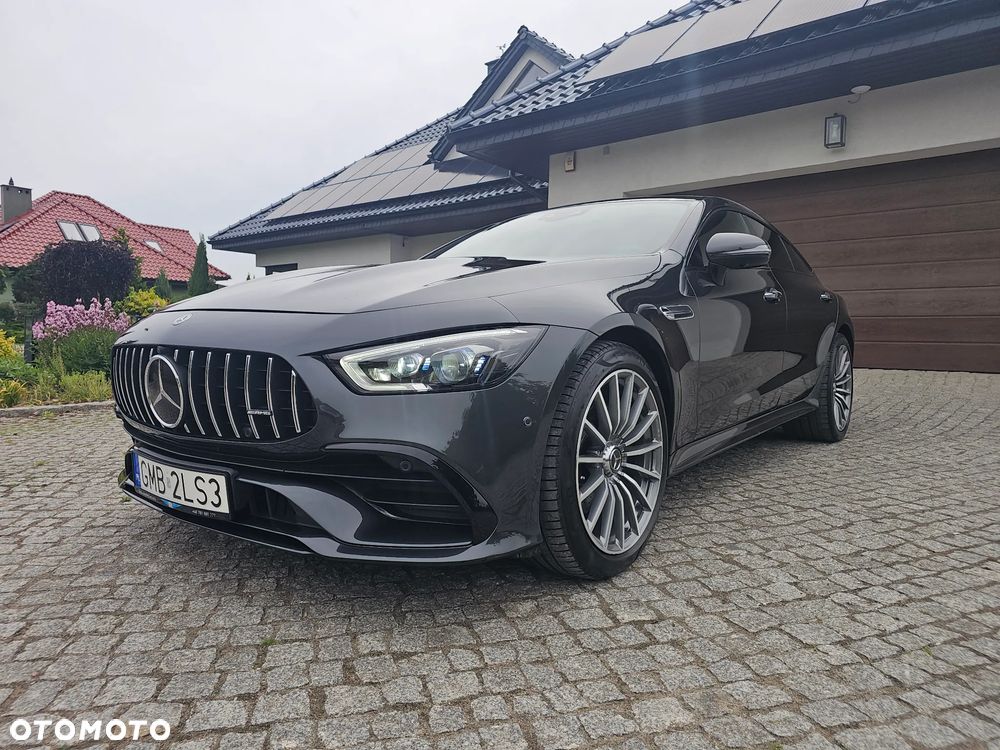 Mercedes-Benz AMG GT - 1