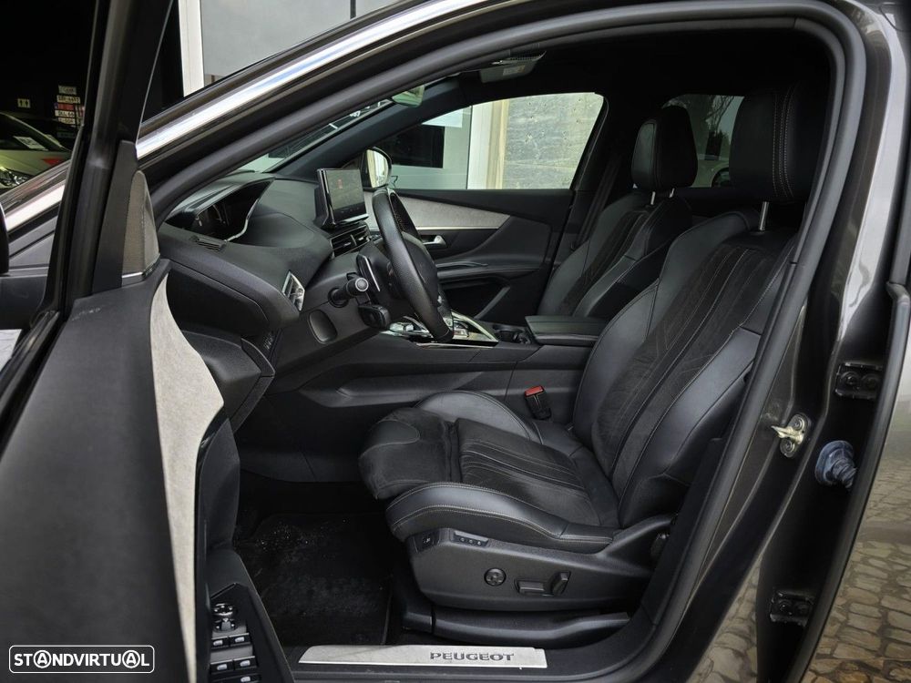 Peugeot 3008 1.5 BlueHDi GT Line J19 EAT8 - 30