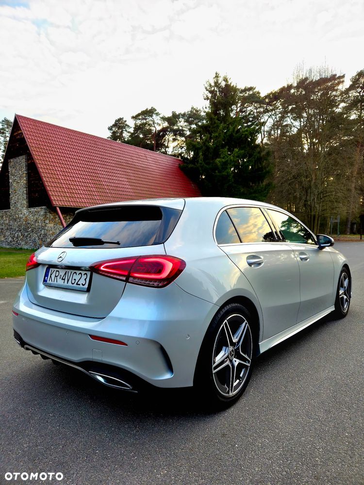 Mercedes-Benz Klasa A 180 AMG Line 7G-DCT - 3