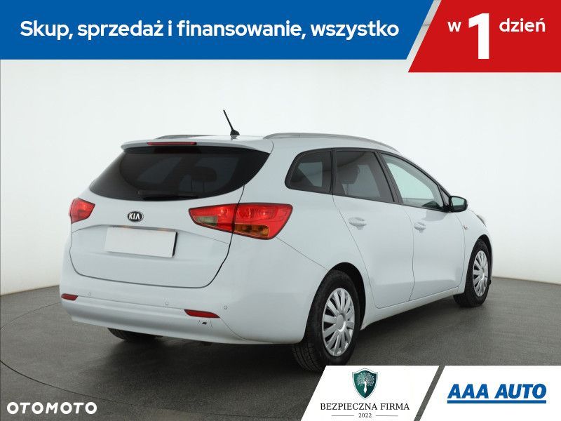 Kia Ceed - 7