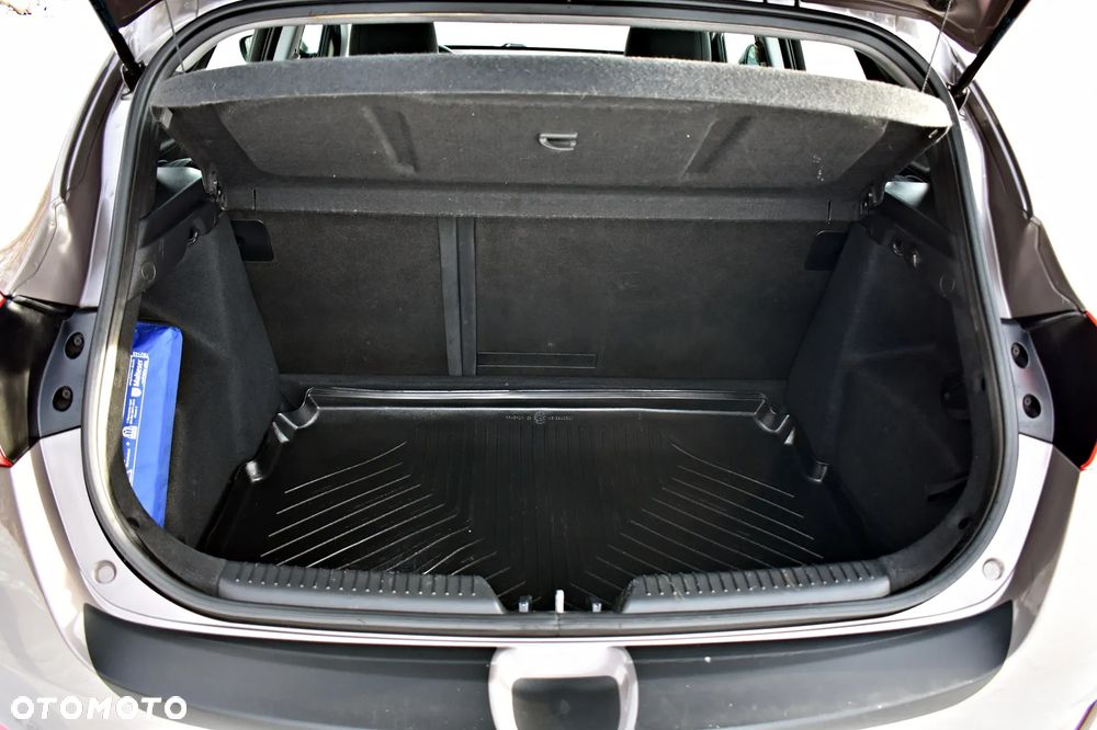 Hyundai i30 1.4 CRDi Intro Edition - 38