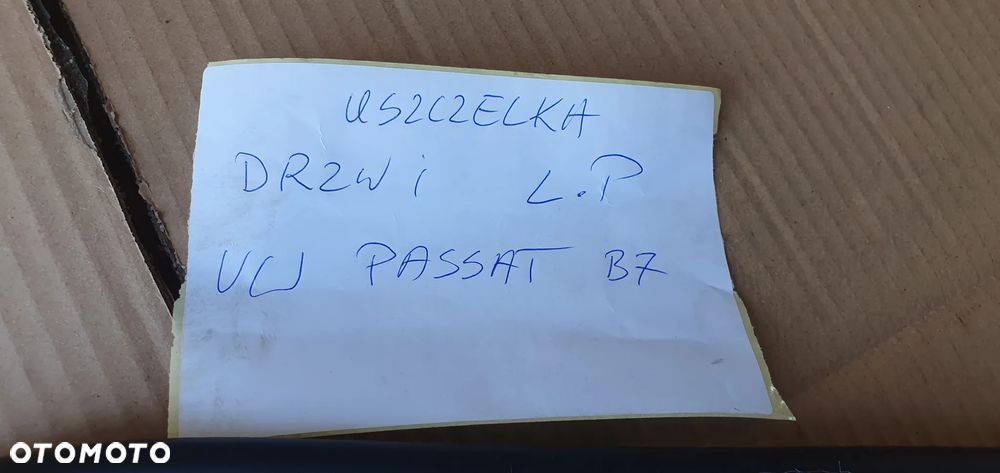 Uszczelka drzwi lewy przód przednia lewa VW Passat B7 3C4867911B - 8