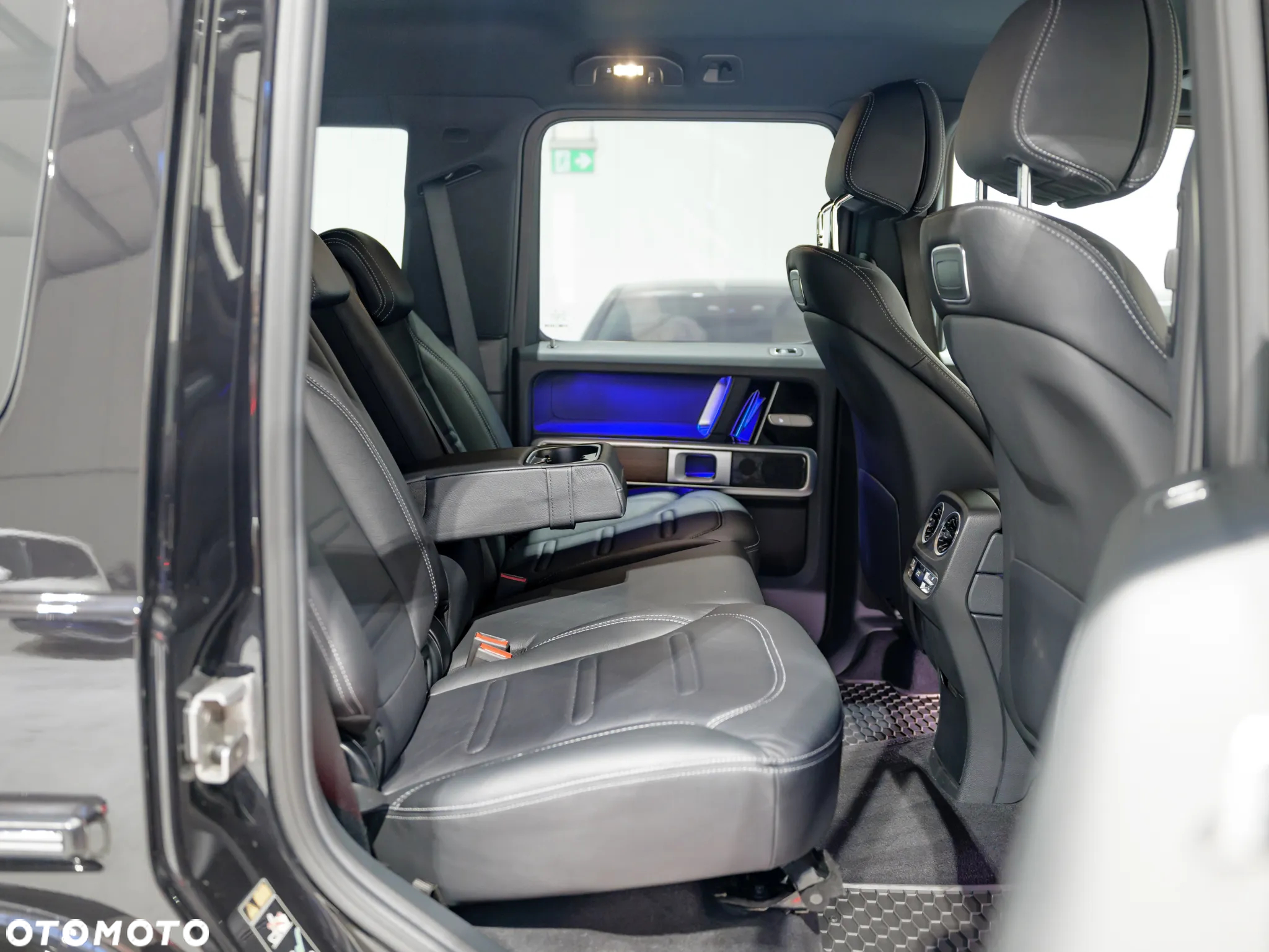 Mercedes-Benz Klasa G 400 d - 22