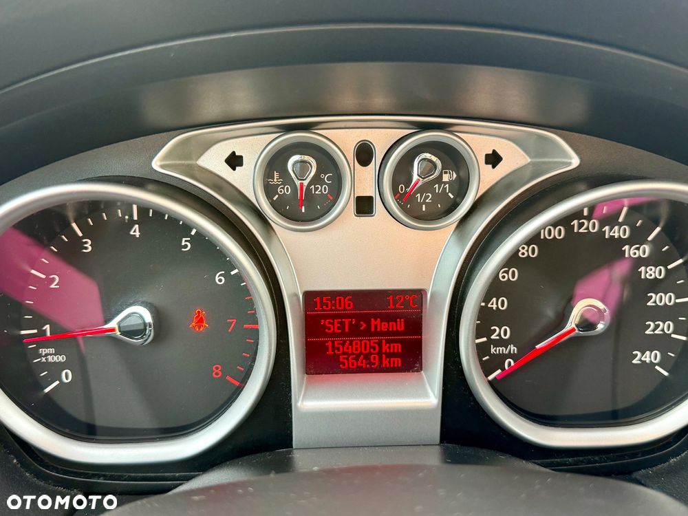 Ford Focus 1.6 16V Black Magic - 34