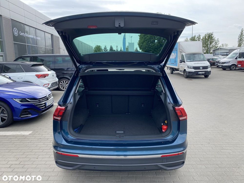 Volkswagen Tiguan 2.0 TSI 4Mot Life DSG - 32