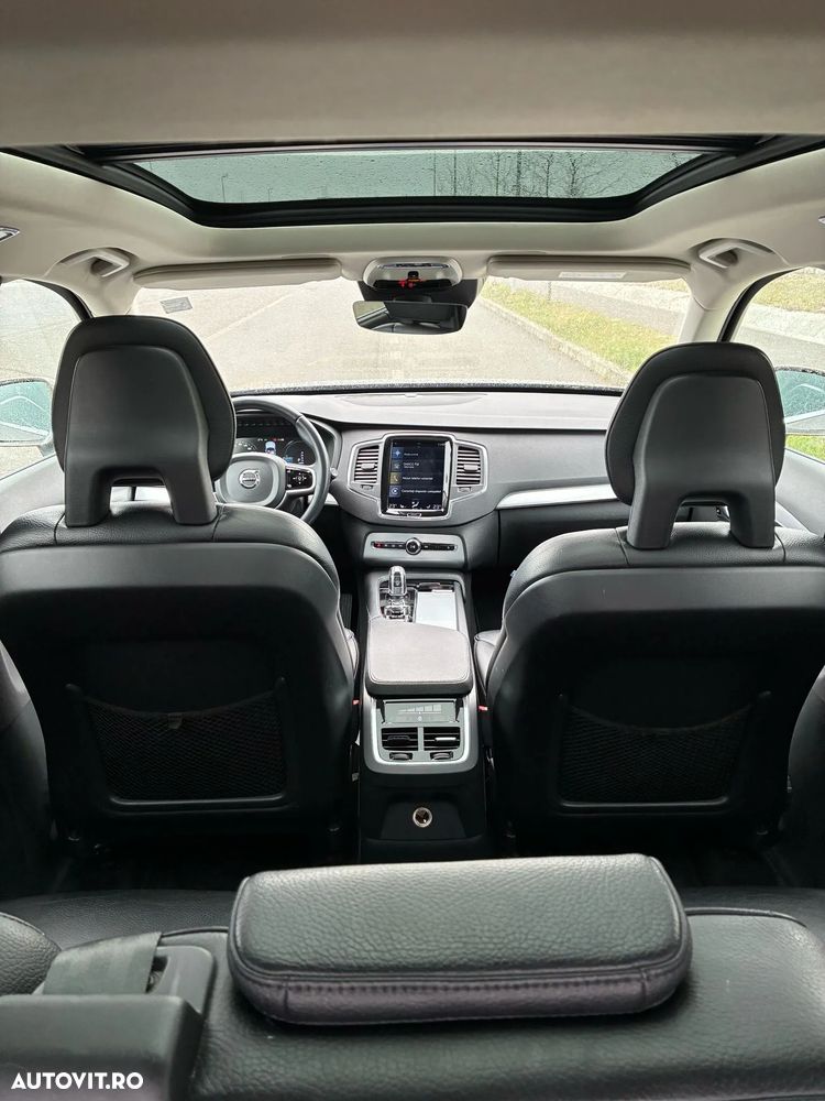 Volvo XC 90 - 30