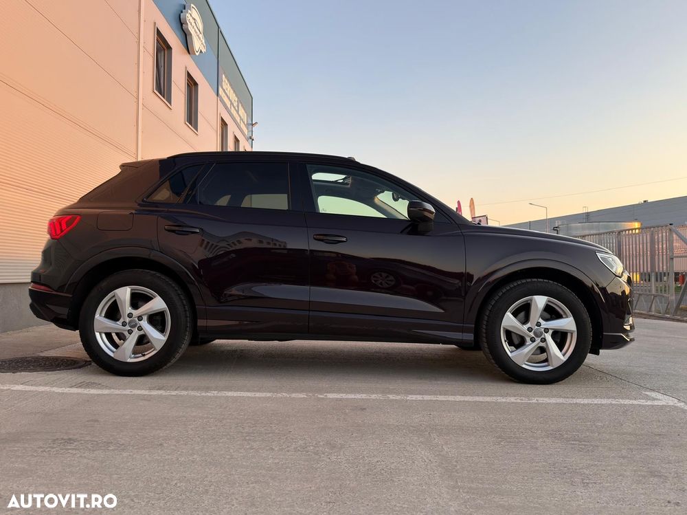 Audi Q3 35 TDI S tronic S line - 40